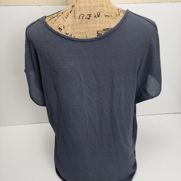 Dark Gray Short Sleeve Sheer Full Back Casual Dressy Everyday Tee Women's Size L - Picture 3 of 4